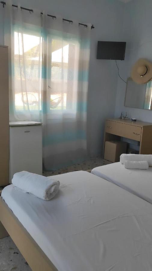 Santa Marina Rooms Agia Marina  Екстериор снимка