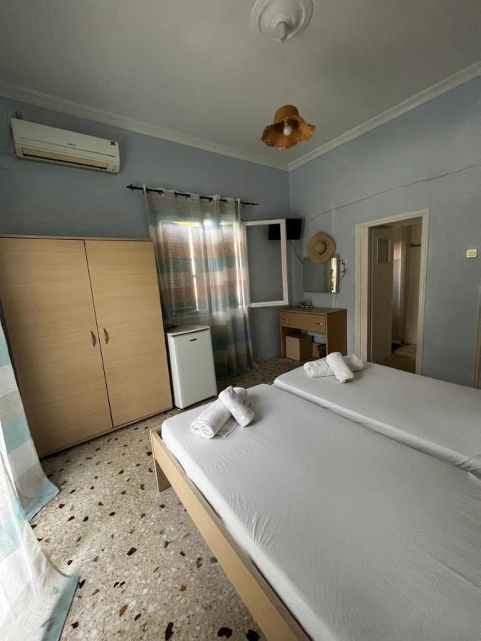 Santa Marina Rooms Agia Marina  Екстериор снимка