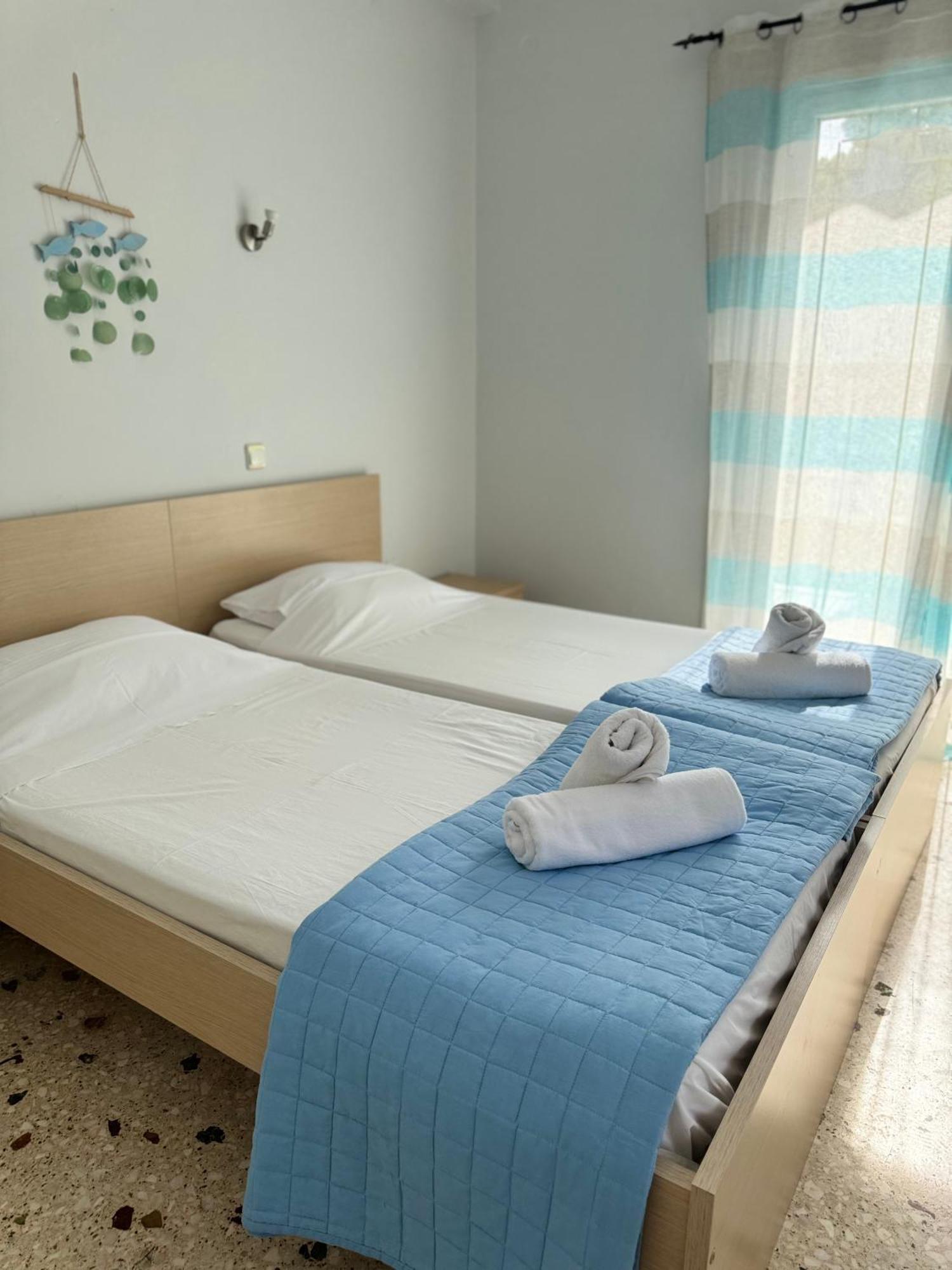 Santa Marina Rooms Agia Marina  Екстериор снимка